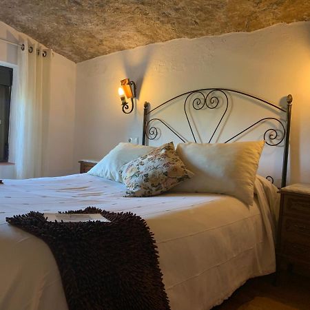 Гостевой дом Casa Cueva "Las Calcetas" Setenil De Las Bodegas Экстерьер фото
