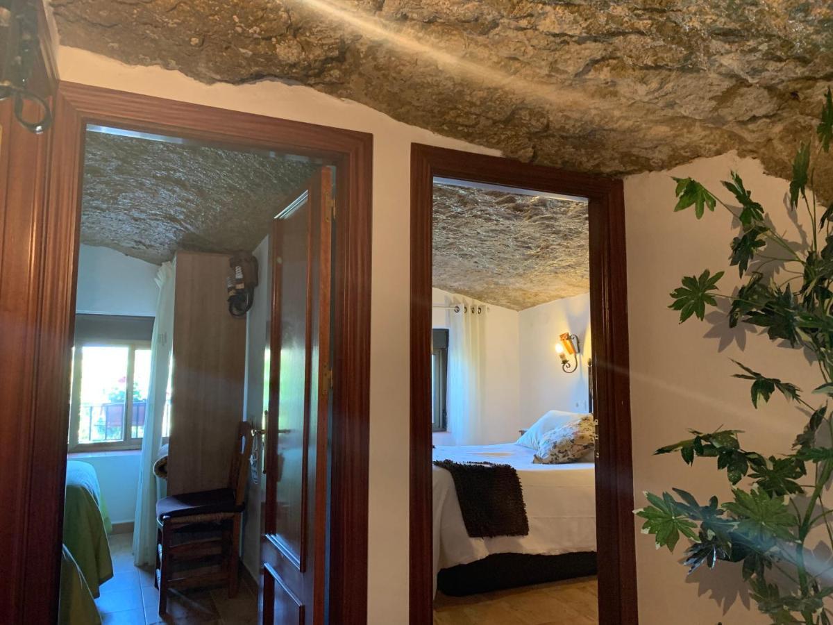 Гостевой дом Casa Cueva "Las Calcetas" Setenil De Las Bodegas Экстерьер фото